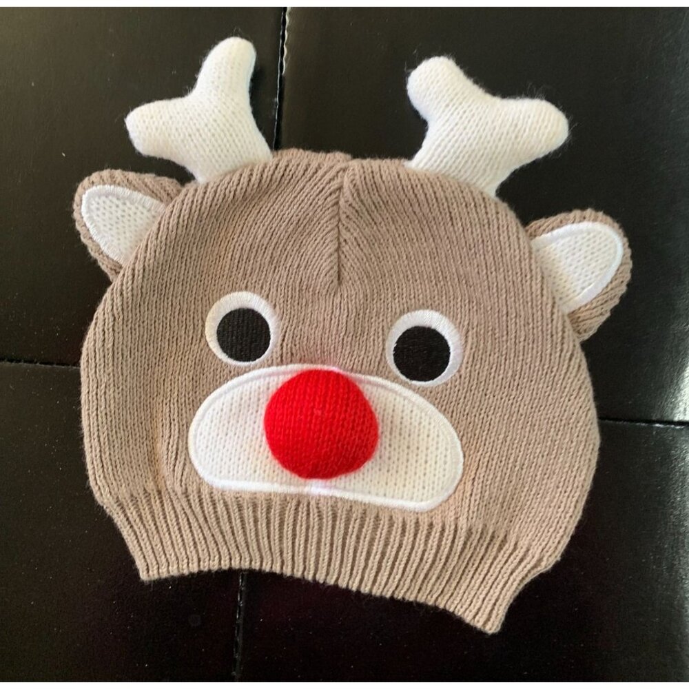 So Adorable Baby Infant 6 12 months Bean Cap Hat Rudolph Red Nosed Knit Beige Re